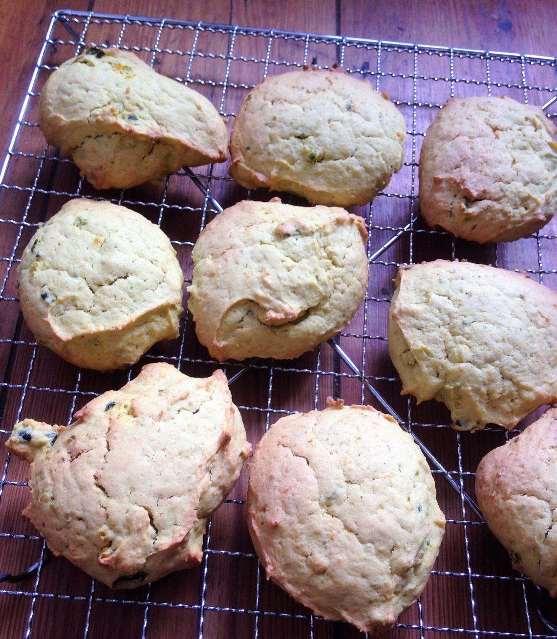 Pumpkin spiced biscuits (2)